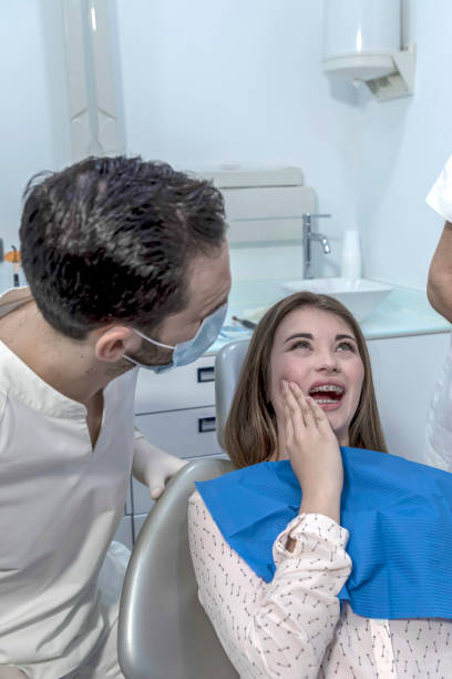 Best Dentist Open Late Near Me  in Garyville, LA